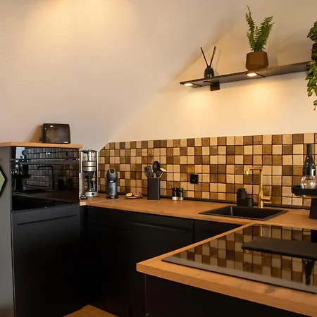 Bergpanorama - 6 Personen Netflix, Wifi, Parkplatz, Mit Bergblick Appartement *